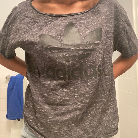 Adidas Top - Picture 3 of 5